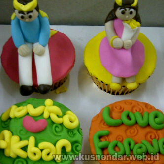 Contoh Cupcakes Anniversary