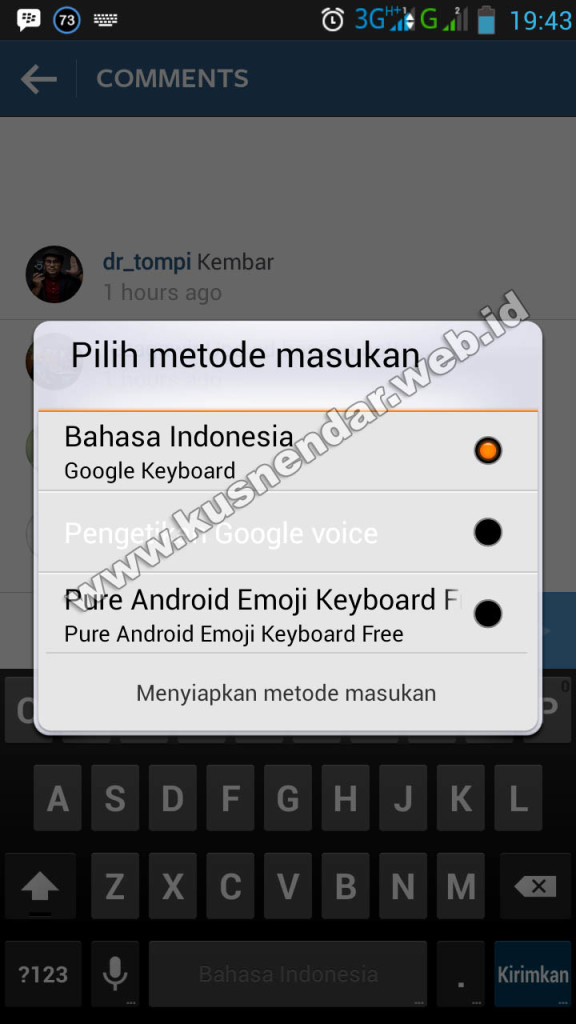 menggunakan emoticon android